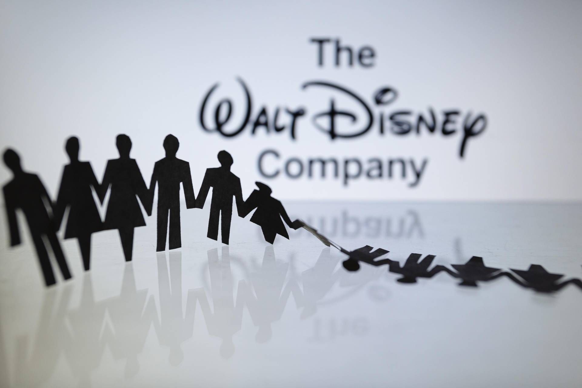 Disney taglia mille posti di lavoro, la prima mossa del nuovo Ceo D'Amaro