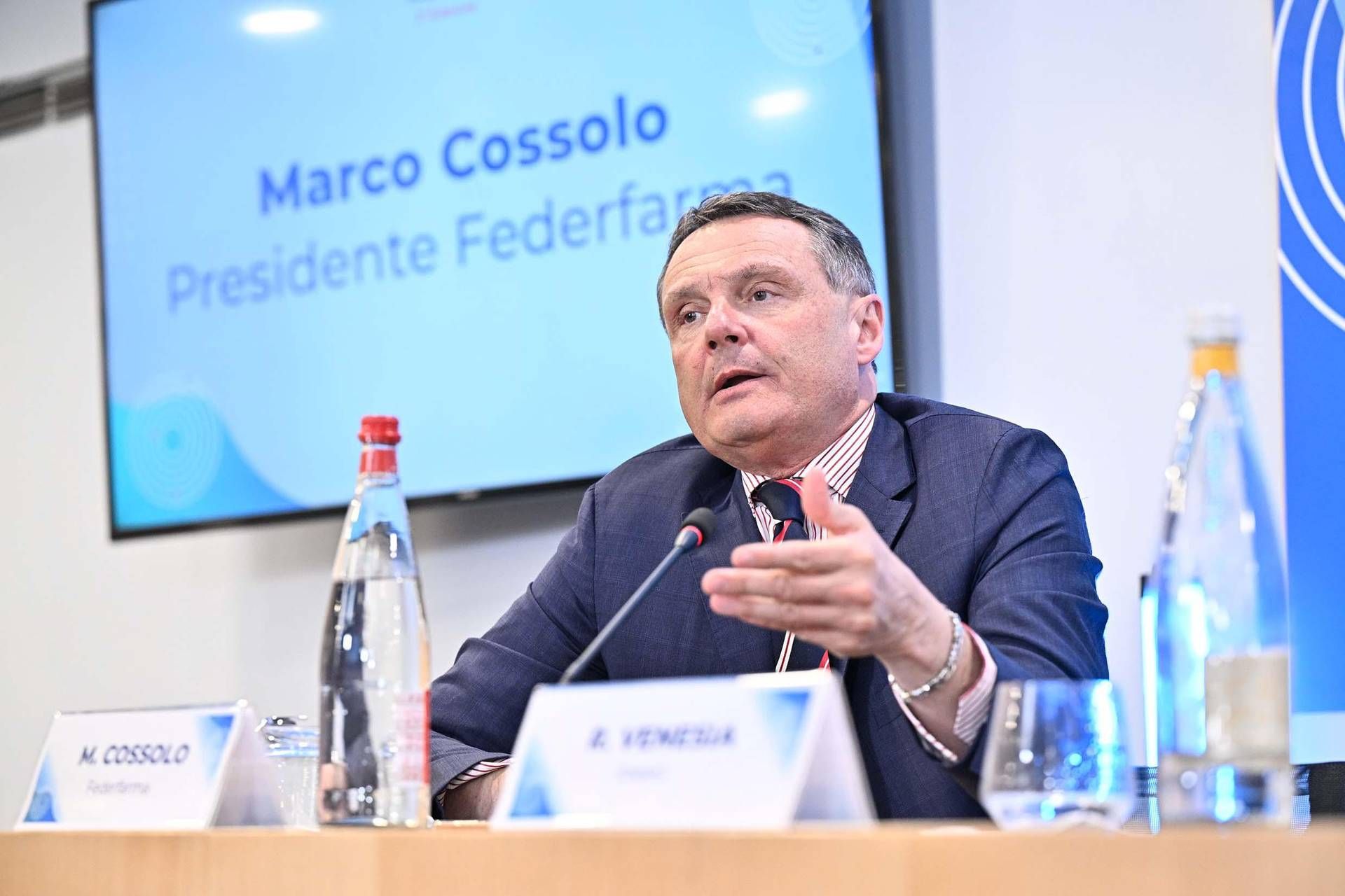Cossolo (Federfarma): "Dove ci sono le farmacie dei servizi calano le liste d'attesa"