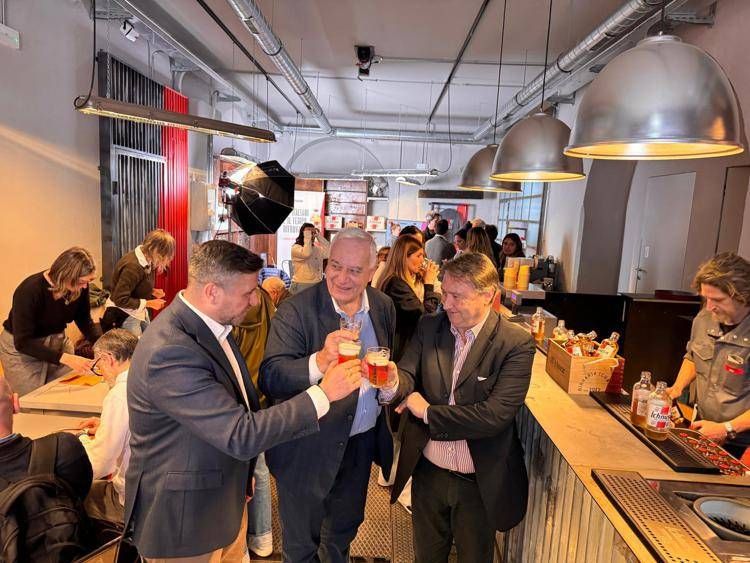  4 italiani su 10 riconquistano ritmo vita, per 1 su 2 birra simbolo momenti qualità