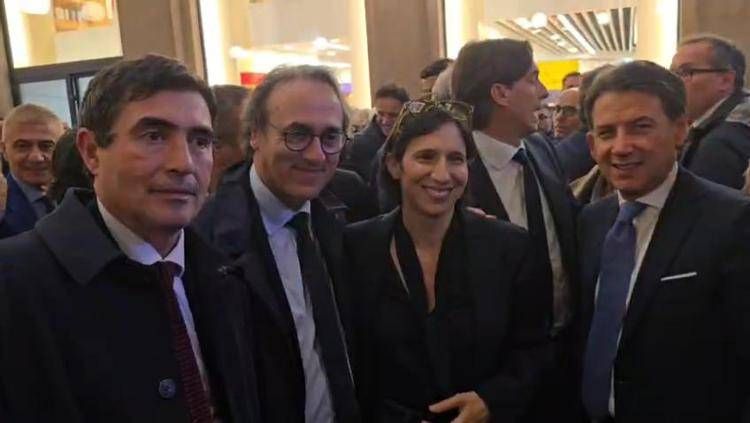 ‘Una nuova primavera’, da Schlein a Fratoianni centrosinistra schierato per il libro di Giuseppe Conte