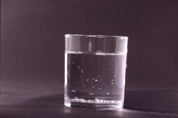 BICCHIERE ACQUA MINERALE (Silvano Del Puppo/Fotogramma, MILANO - 0000-00-00)  - FOTOGRAMMA