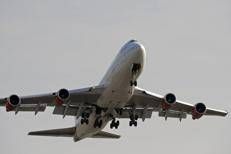 Un Boeing 747 decolla. - Fotogramma/Ipa