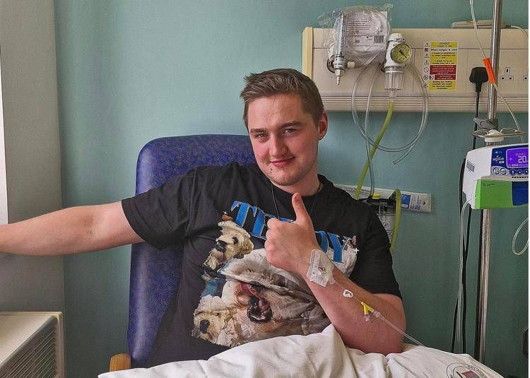 Morto Finnian Garbutt, aveva 28 anni ed era malato di un tumore alla pelle