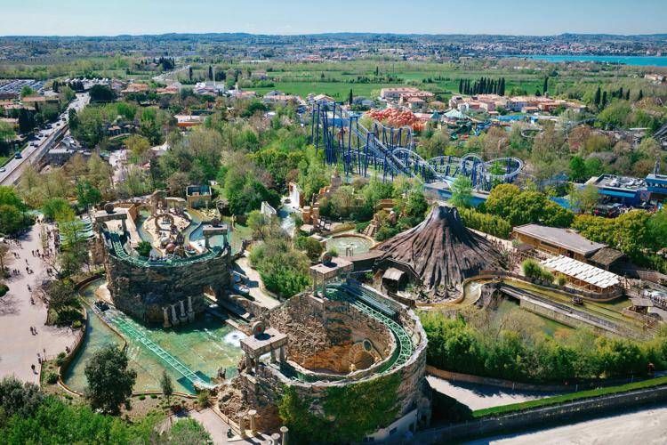 Gardaland lancia la stagione 2026: Minecraft, KPOP Festival e turismo esperienziale