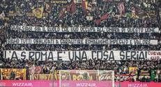 Lo striscione della Curva Sud
