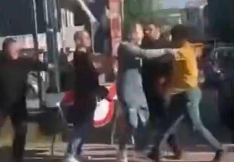 Orban litiga con un tifoso - frame X