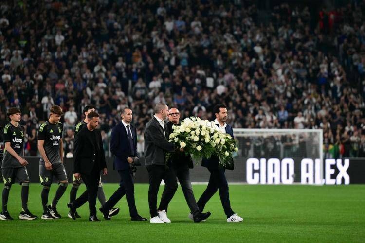 Il tributo della Juve a Manninger - Afp