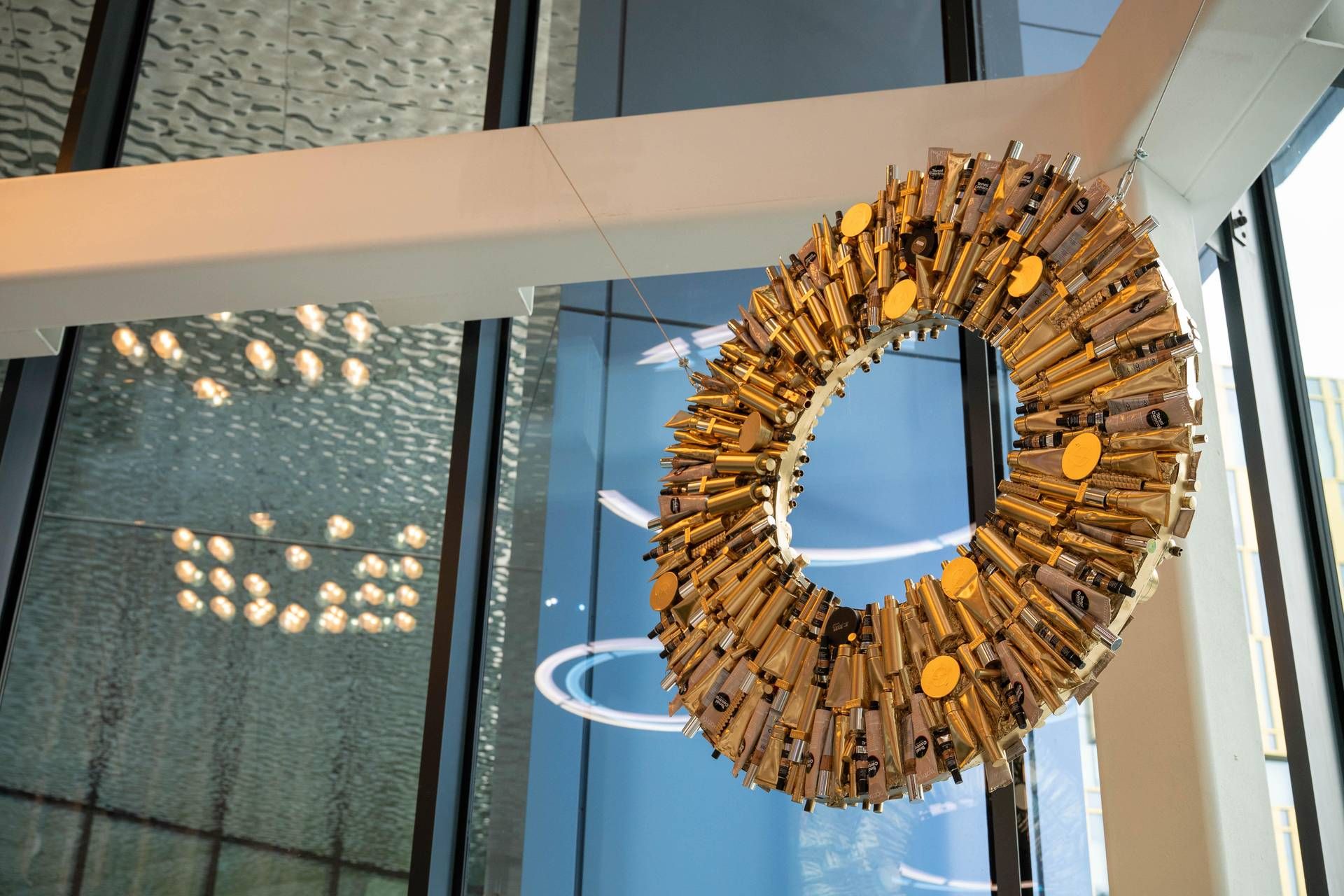 L'Oréal, Riccardo Lucii con  'The beauty circle' vince contest artistico organizzato con Istituto Maragoni