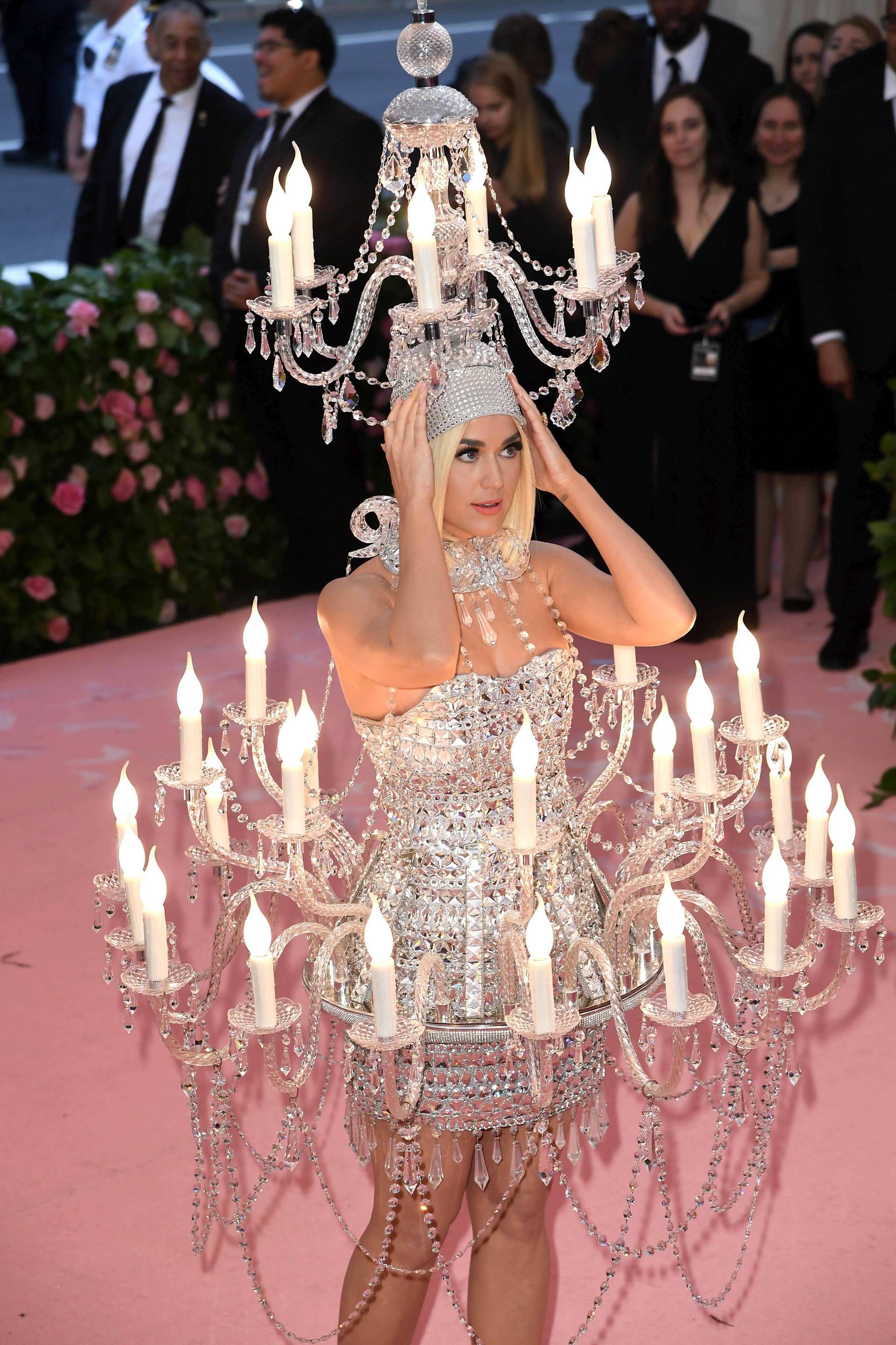 Katy Perry e gli altri, quando le popstar diventano il regalo più costoso del party