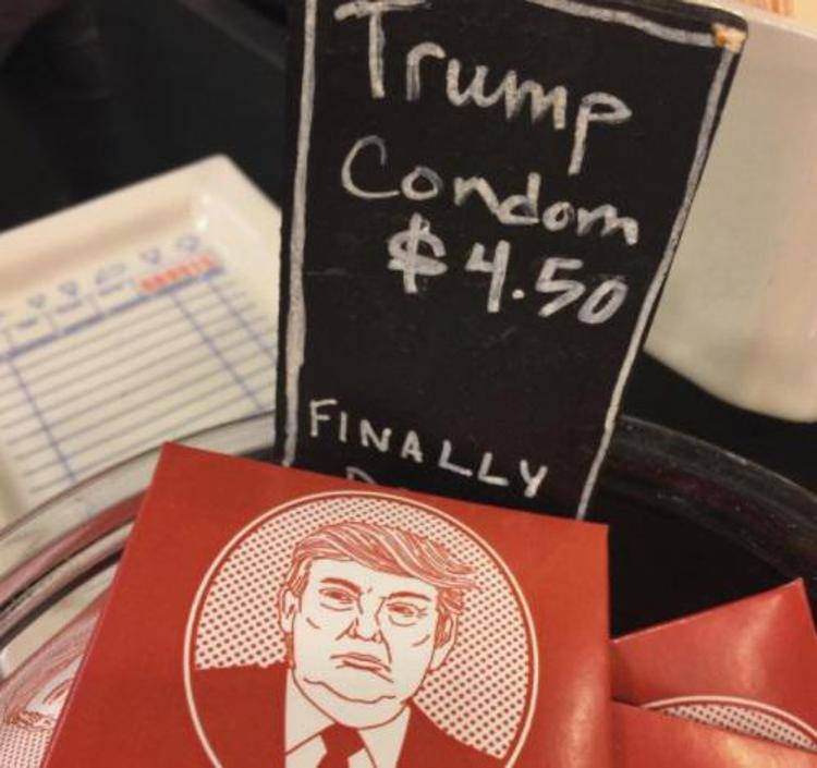 Un condom ispirato a Trump