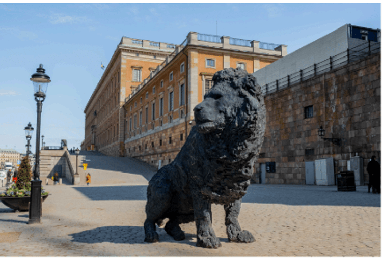 'Blowing Figures into Space', a Stoccolma il nuovo progetto di Davide Rivalta ﻿