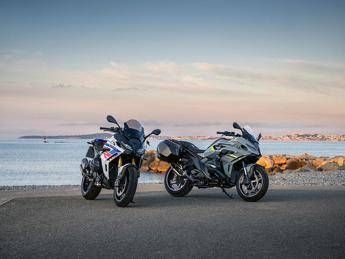 BMW RS, 50 anni tra viaggio e sport su due ruote
