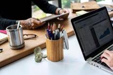 Giovani al lavoro ()