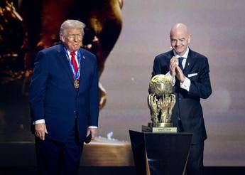 Donald Trump e il presidente della Fifa, Gianni Infantino