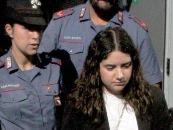 Neonati sepolti, Chiara Petrolini condannata a 24 anni e tre mesi