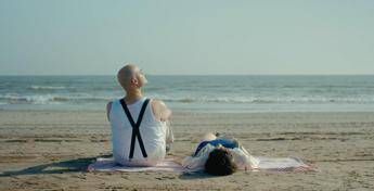 Anna and Vulkan diventa amante di Mussolini nel video di 'Miez o' viento'