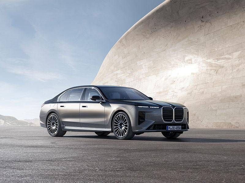 BMW Serie 7 2026: Nuova Tecnologia e Autonomia Record - tecnologia news from Adnkronos