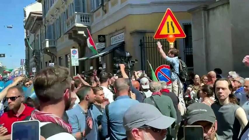 25 aprile, Brigata ebraica contestata al corteo di Milano