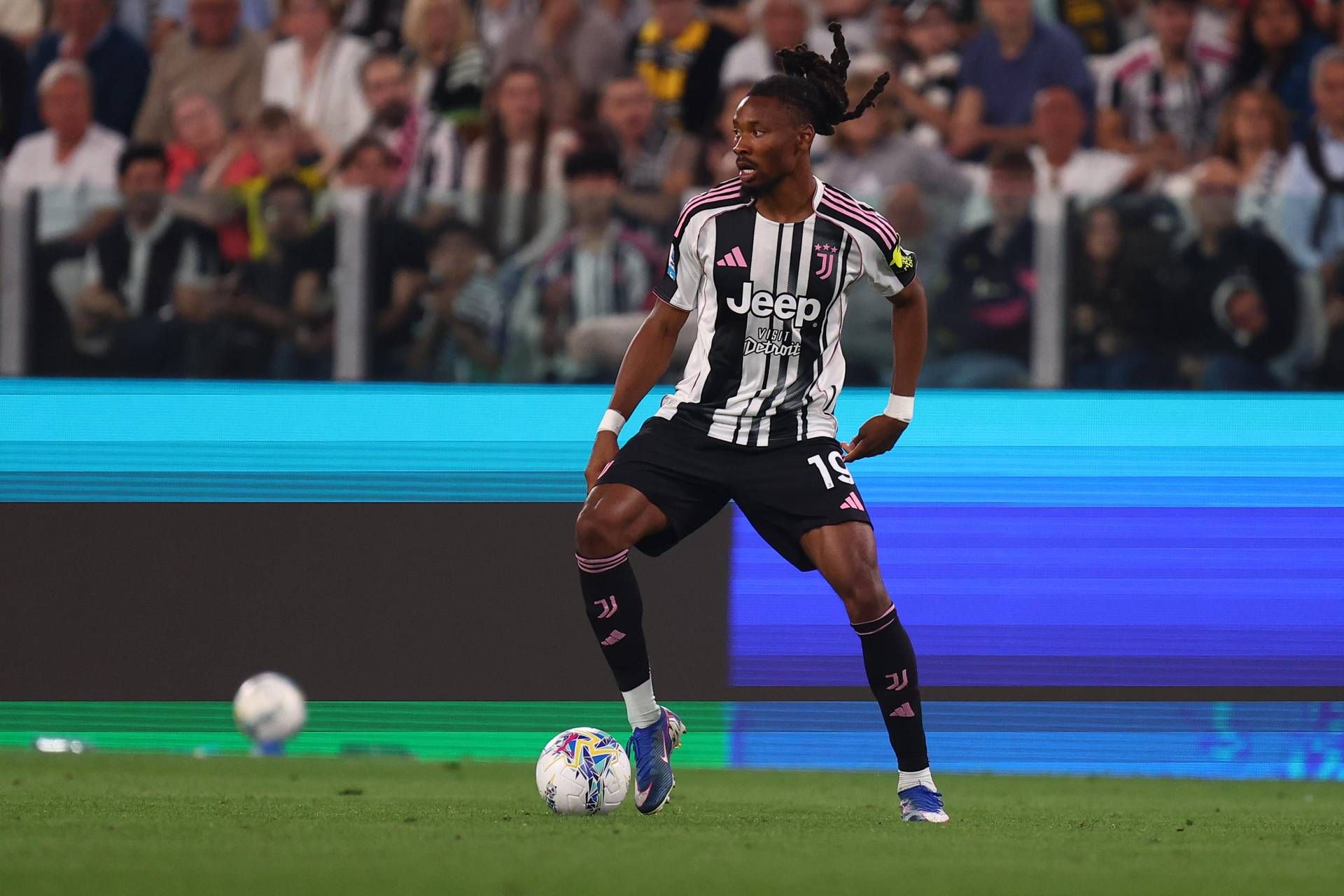 Milan-Juve, gol annullato a Thuram: cos'è successo a San Siro