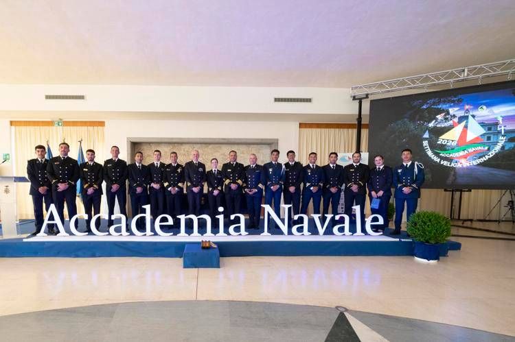 Settimana velica Accademia Navale di Livorno, Usa vincono Naval Academies Regatta