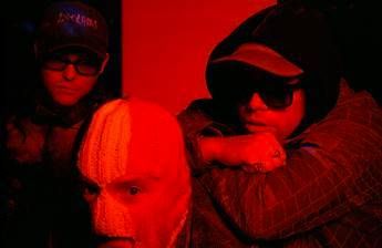 Kneecap, con ‘Fenian’ un ritorno feroce tra lotta politica e hip-hop