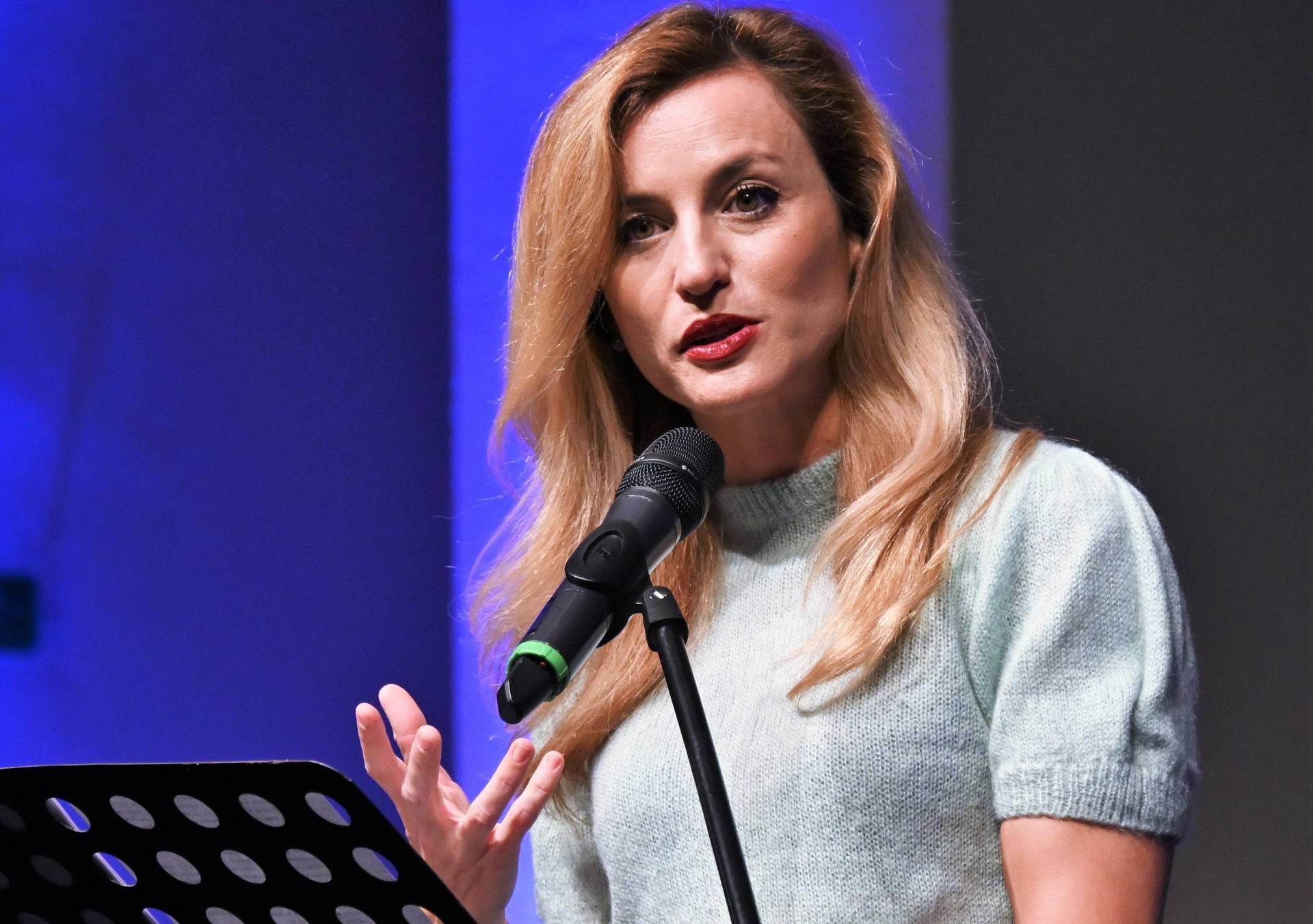 Beatrice Venezi licenziata dal Teatro La Fenice: "Offesa e bullizzata dagli orchestrali negli ultimi mesi"