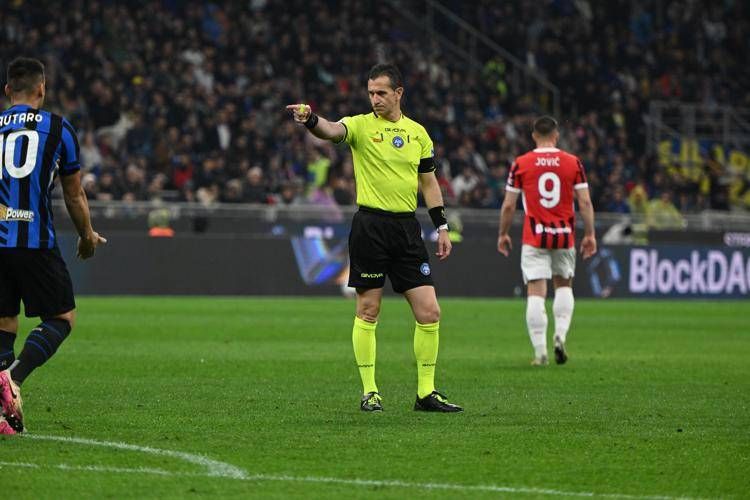 Doveri arbitra il derby di Coppa Italia