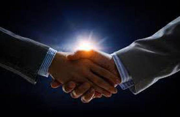 Idi Farmaceutici e Sunrise a Cosmofarma 2026, alleanza strategica tra innovazione e dermatologia d'eccellenza