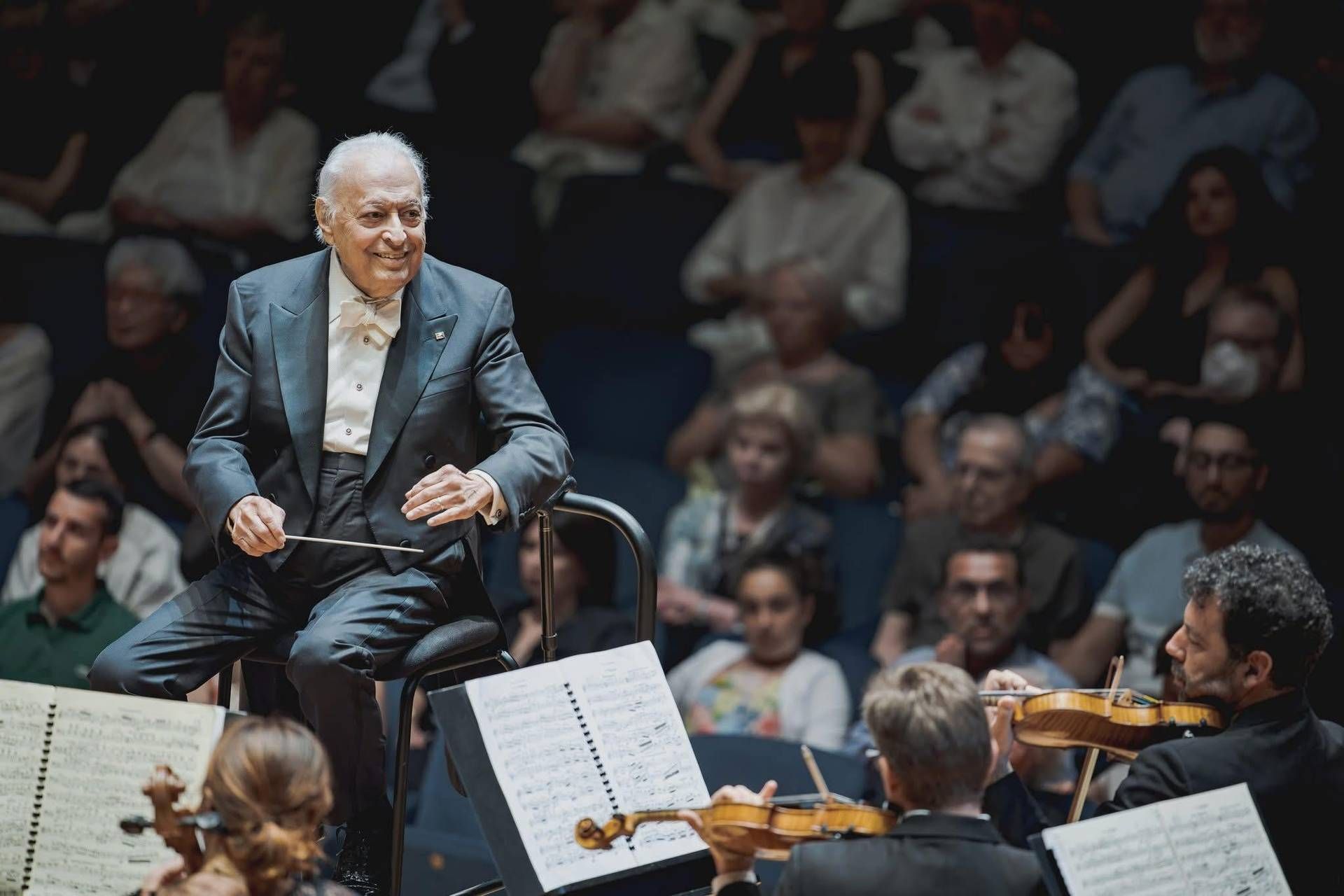 Compleanno sul podio, festa per i 90 anni di Zubin Mehta