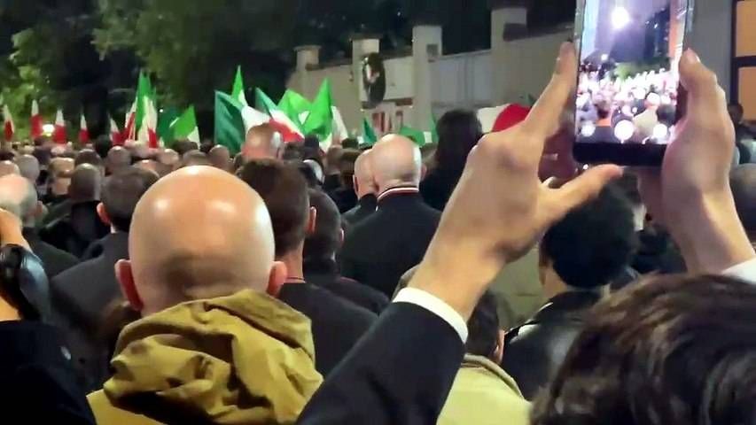 Milano, il corteo per Sergio Ramelli finisce con i saluti romani