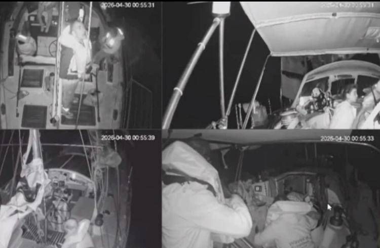 Le immagini dell'abbordaggio della Global Sumud Flotilla da parte di Israele - Fotogramma /Ipa