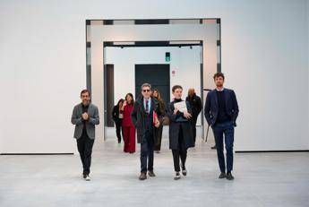 (Pietrangelo Buttafuoco al centro della foto)