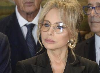 Forza Italia, Marina Berlusconi non dà linea partito e si confronta con Tajani: tesoriere Roscioli richiama campani a unità