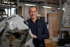 BertO elimina 12 container di plastica all’anno e apre al distretto del design il modello Eco Bag