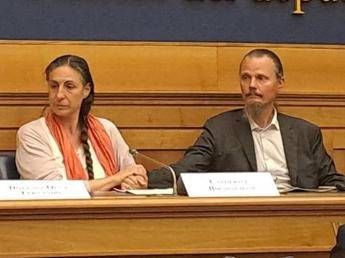 I genitori dei bambini - (Foto Adnkronos)