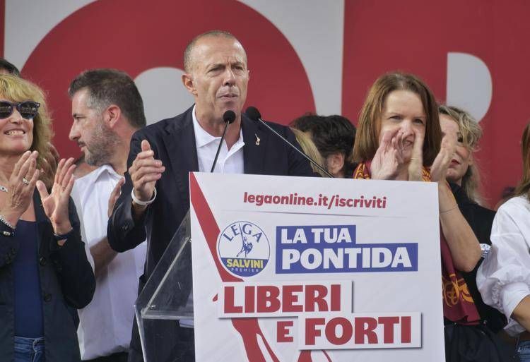 Il capogruppo al Senato della Lega Massimiliano Romeo  - Fotogramma/Ipa