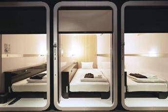 Le capsule della catena giapponese First Cabin, foto dal sito dell'azienda