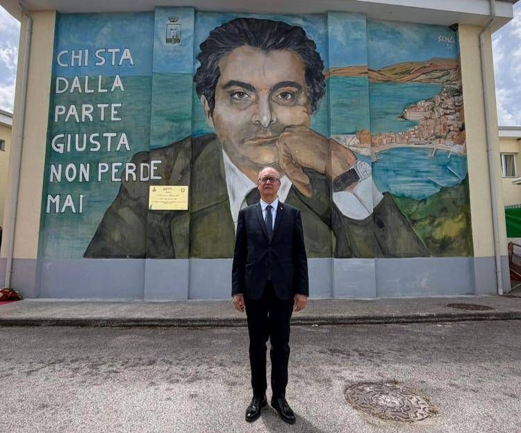 Valditara a intitolazione scuola nell'Avellinese a Piersanti Mattarella: 