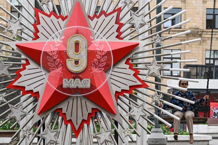 Putin e il Giorno della Vittoria: parata ridotta mentre continua la guerra