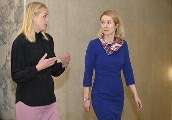 A destra, l'Alta Rappresentante dell'Ue Kaja Kallas, insieme alla ministra degli Esteri finlandese Elina Valtonen  - Fotogramma/Ipa
