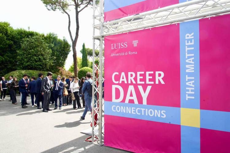 Il campus di viale Romania accoglie la 30esima edizione del Career day Luiss - (foto Ufficio stampa)