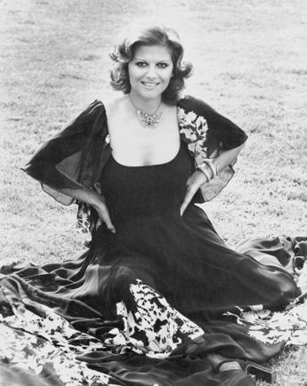Christie's porta all'asta i gioielli di Claudia Cardinale