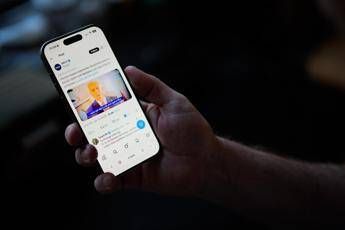 Trasferimento dati iPhone-Android semplificato: la Ue abbatte il muro