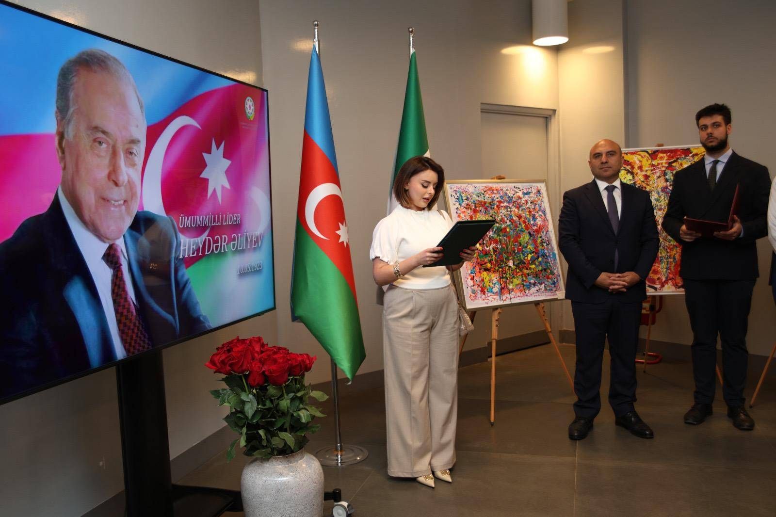 Mostre, a Roma 'I colori del tempo: lo sguardo degli artisti Azerbaigiani'