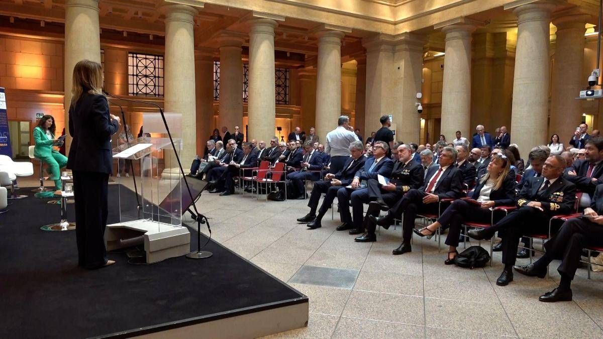 https://www.adnkronos.com/resources/02a5-209b743631ba-357e231d03aa-1000/format/huge/assiterminal_platea_comm.jpeg