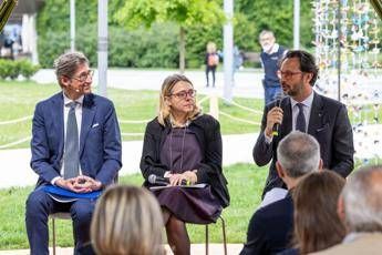 Al via a Milano ReNest: "Dalle radici al futuro, un viaggio dentro al cibo"