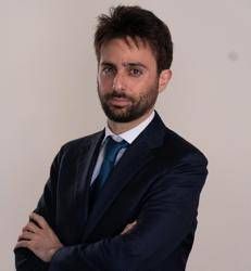 Il giuslavorista Simone Carrà