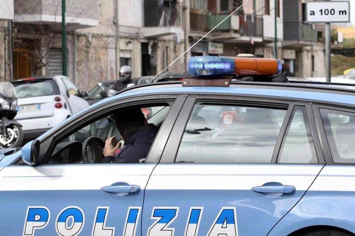 https://www.adnkronos.com/resources/02a5-209bf5bc4e6d-b32d633a8c5c-1000/format/huge/polizia_controlli_ipa_fg.jpeg