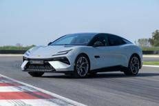 Lotus Emeya, pura adrenalina elettrica