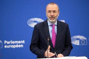 Auto: appello Weber (Ppe) a S&D e Renew, 'pace legislativa su tema'